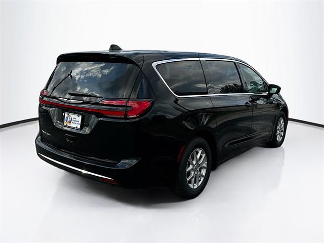 new 2025 Chrysler Pacifica car, priced at $41,145