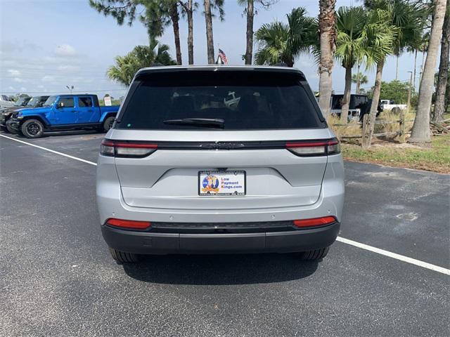 new 2024 Jeep Grand Cherokee car, priced at $38,750