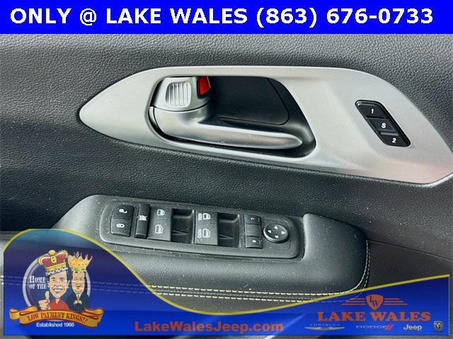 used 2023 Chrysler Pacifica car, priced at $33,719