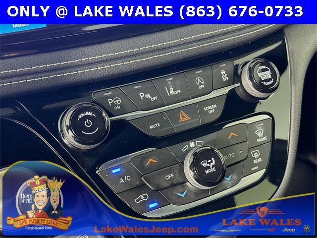 used 2023 Chrysler Pacifica car, priced at $33,719