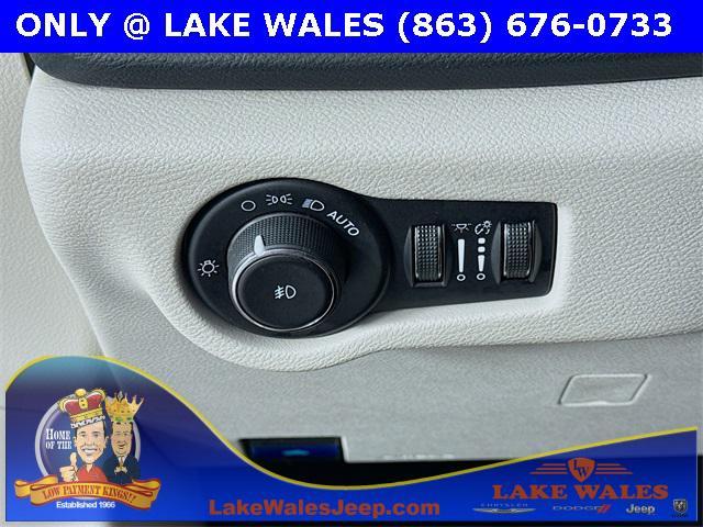 used 2023 Chrysler Pacifica car, priced at $23,998