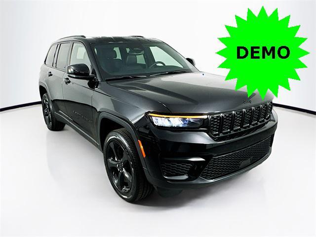 used 2024 Jeep Grand Cherokee car, priced at $38,989