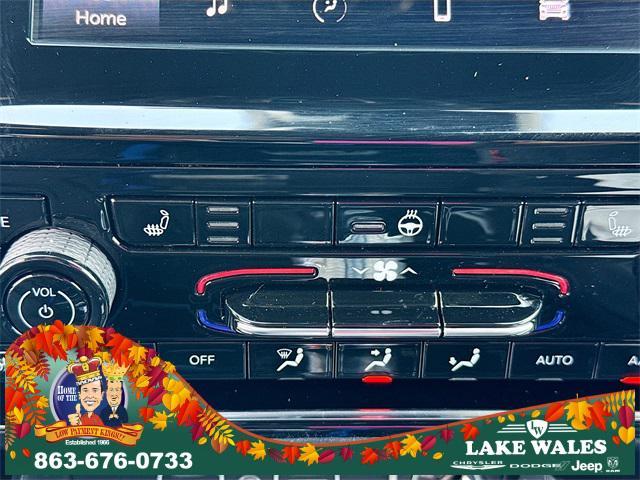 new 2025 Jeep Grand Cherokee L car, priced at $38,000