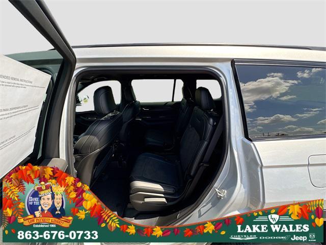 new 2025 Jeep Grand Cherokee L car, priced at $38,000