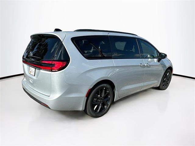 new 2024 Chrysler Pacifica car, priced at $41,400