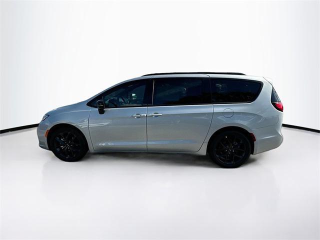 new 2024 Chrysler Pacifica car, priced at $41,400