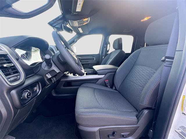 new 2025 Ram 2500 car, priced at $59,989