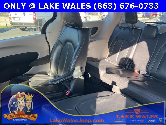 used 2022 Chrysler Pacifica Hybrid car, priced at $20,688