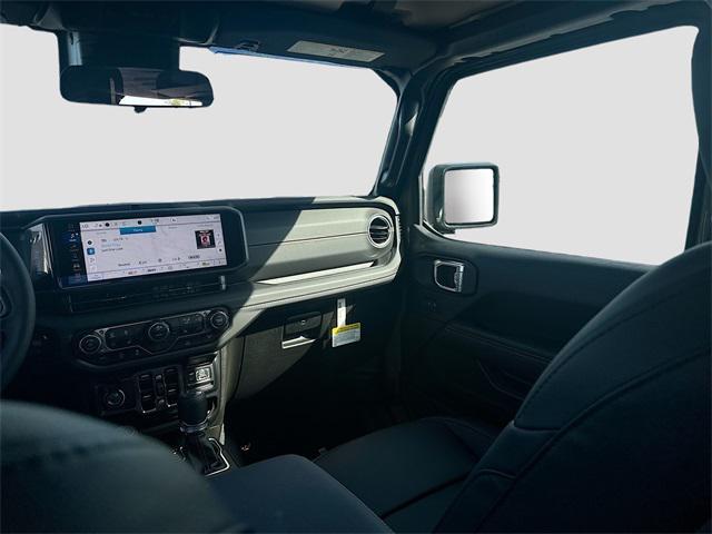 new 2025 Jeep Gladiator car, priced at $45,197