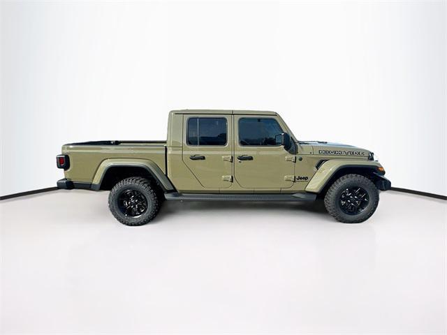 new 2025 Jeep Gladiator car, priced at $45,197