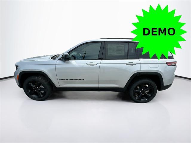 new 2024 Jeep Grand Cherokee car, priced at $38,500