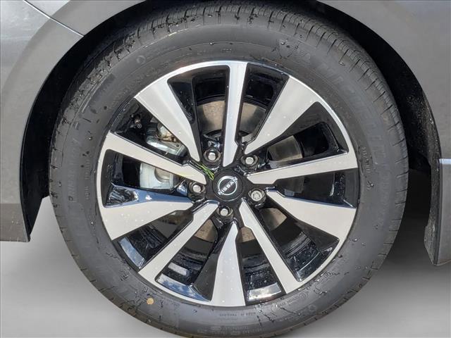 new 2025 Nissan Sentra car, priced at $25,594