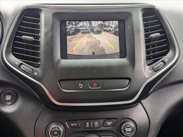 used 2019 Jeep Cherokee car, priced at $13,495