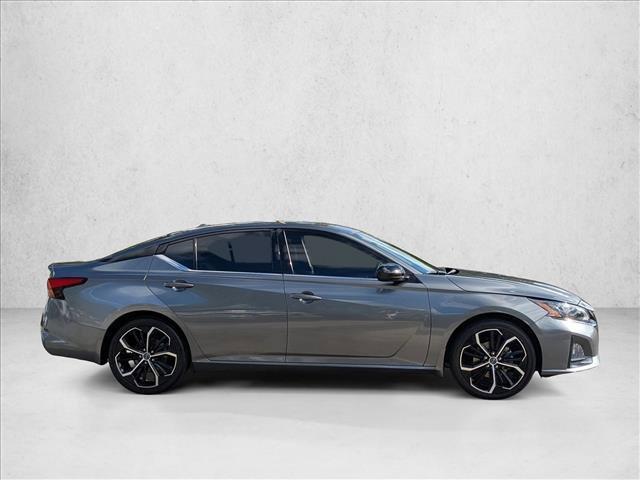 used 2023 Nissan Altima car, priced at $27,069