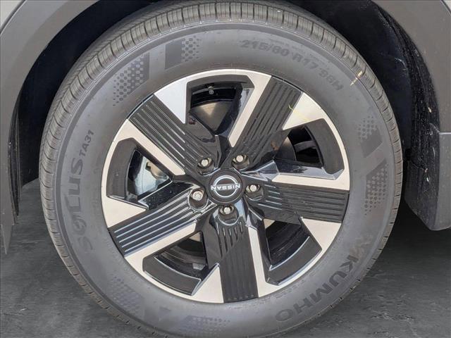new 2025 Nissan Kicks car, priced at $26,555