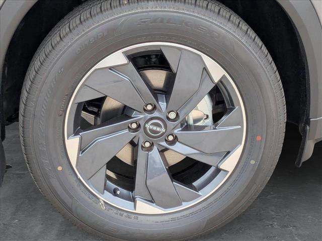 new 2025 Nissan Rogue car, priced at $30,685