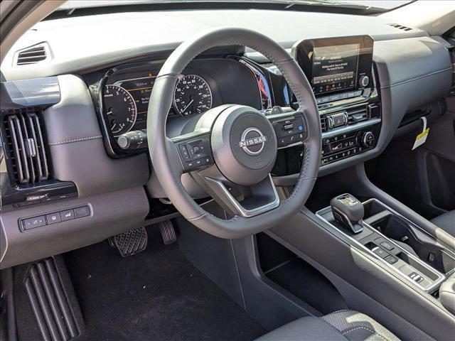 new 2025 Nissan Pathfinder car, priced at $39,484