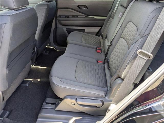 new 2025 Nissan Pathfinder car, priced at $39,484
