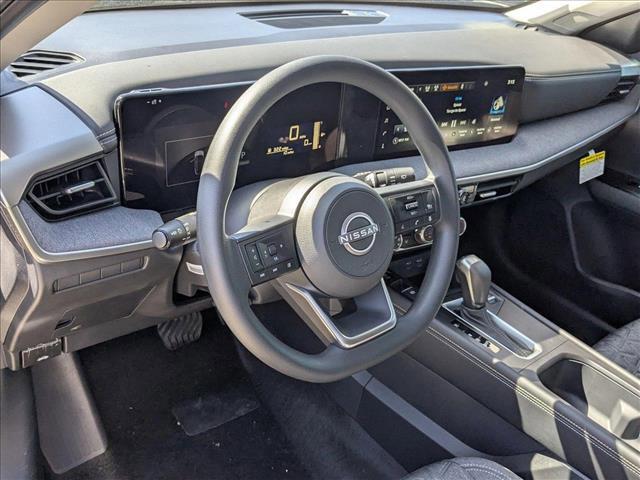 new 2025 Nissan Kicks car, priced at $28,051