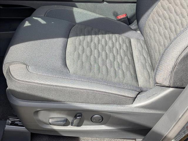 new 2025 Nissan Pathfinder car, priced at $34,678