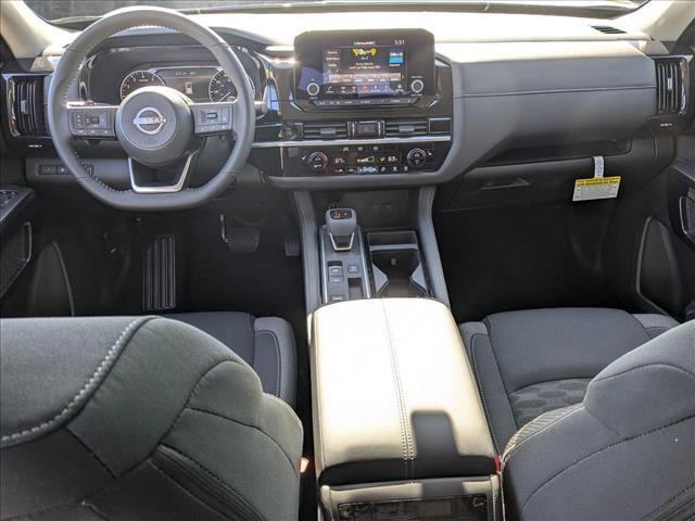 new 2025 Nissan Pathfinder car, priced at $39,918
