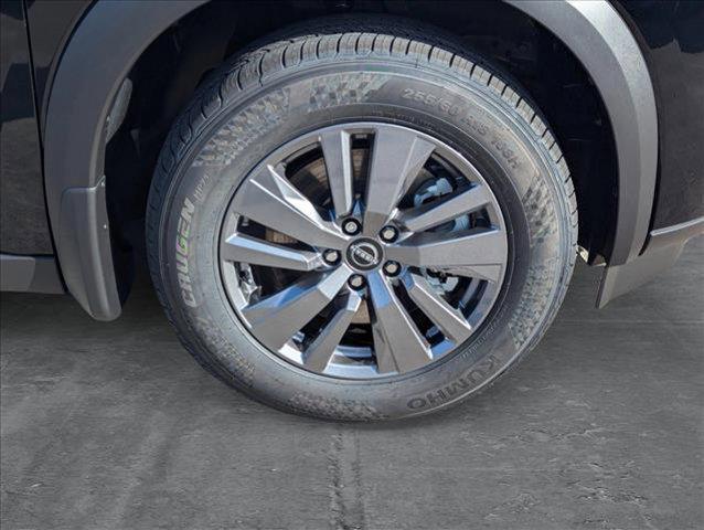 new 2025 Nissan Pathfinder car, priced at $39,941
