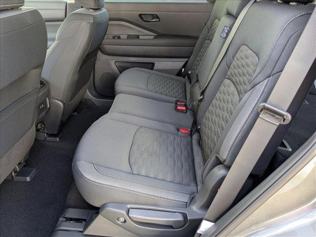new 2025 Nissan Pathfinder car, priced at $39,484