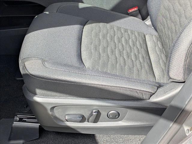 new 2025 Nissan Pathfinder car, priced at $34,757