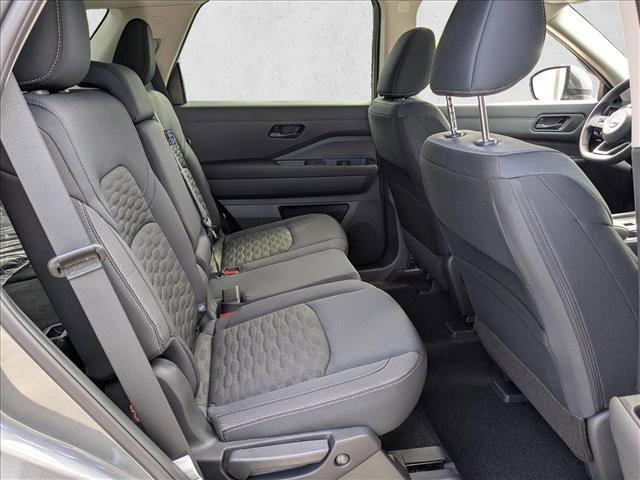 new 2025 Nissan Pathfinder car, priced at $34,757