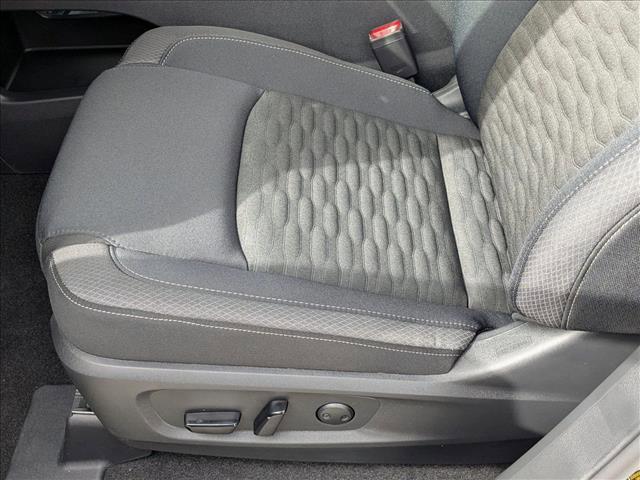 new 2025 Nissan Pathfinder car, priced at $34,757