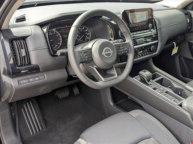 new 2025 Nissan Pathfinder car, priced at $34,757