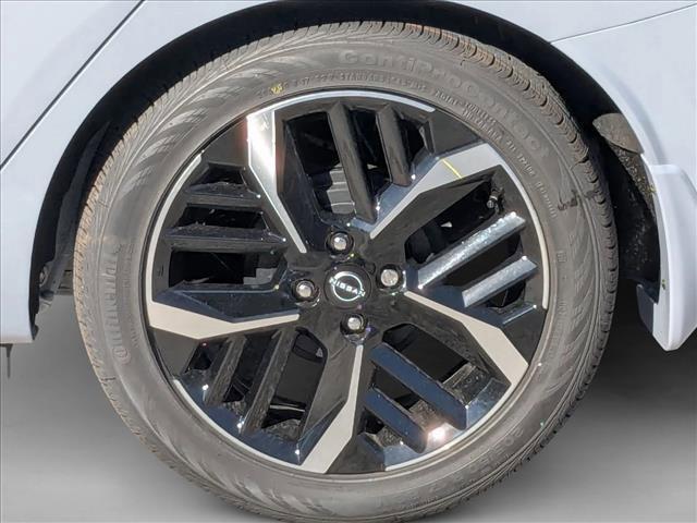 new 2025 Nissan Versa car, priced at $23,194