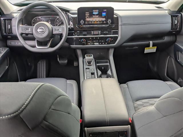 new 2025 Nissan Pathfinder car, priced at $34,748