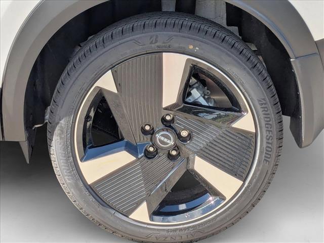 new 2025 Nissan Kicks car, priced at $27,938