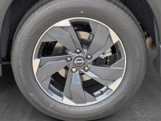 new 2025 Nissan Rogue car, priced at $30,685