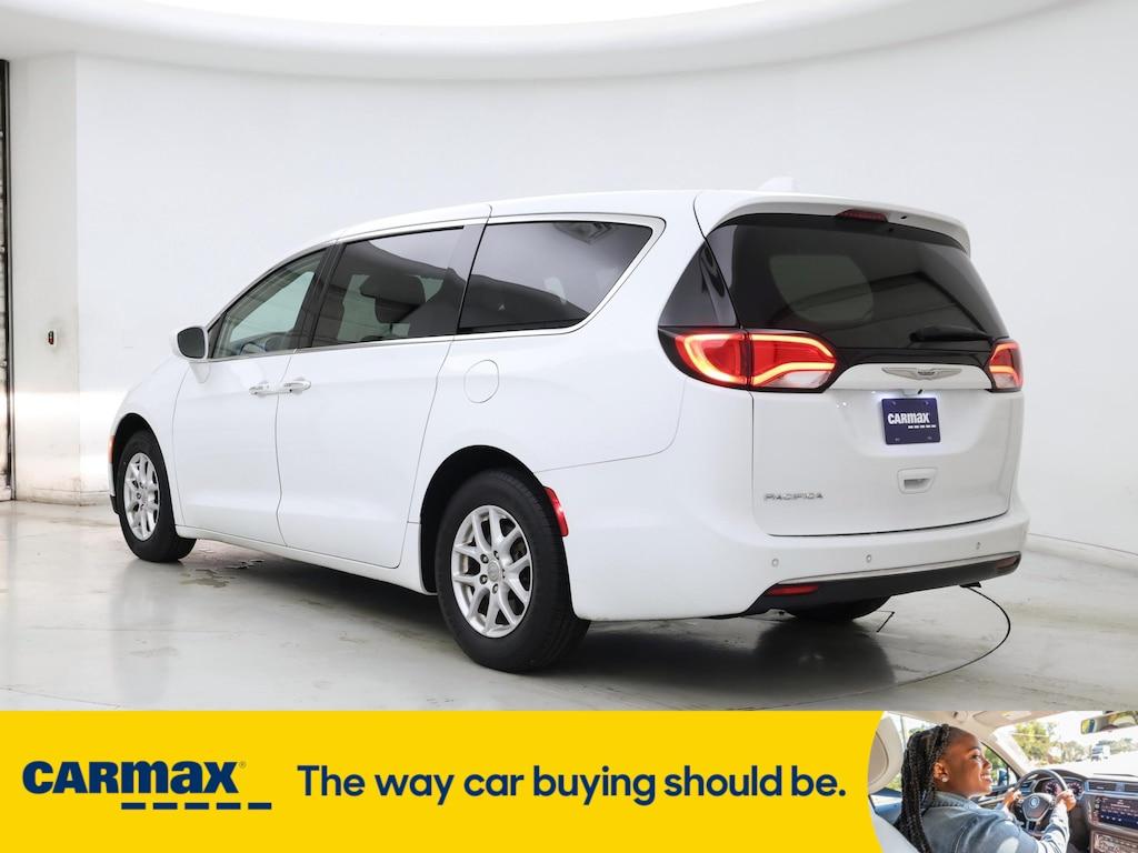 used 2020 Chrysler Pacifica car, priced at $23,998