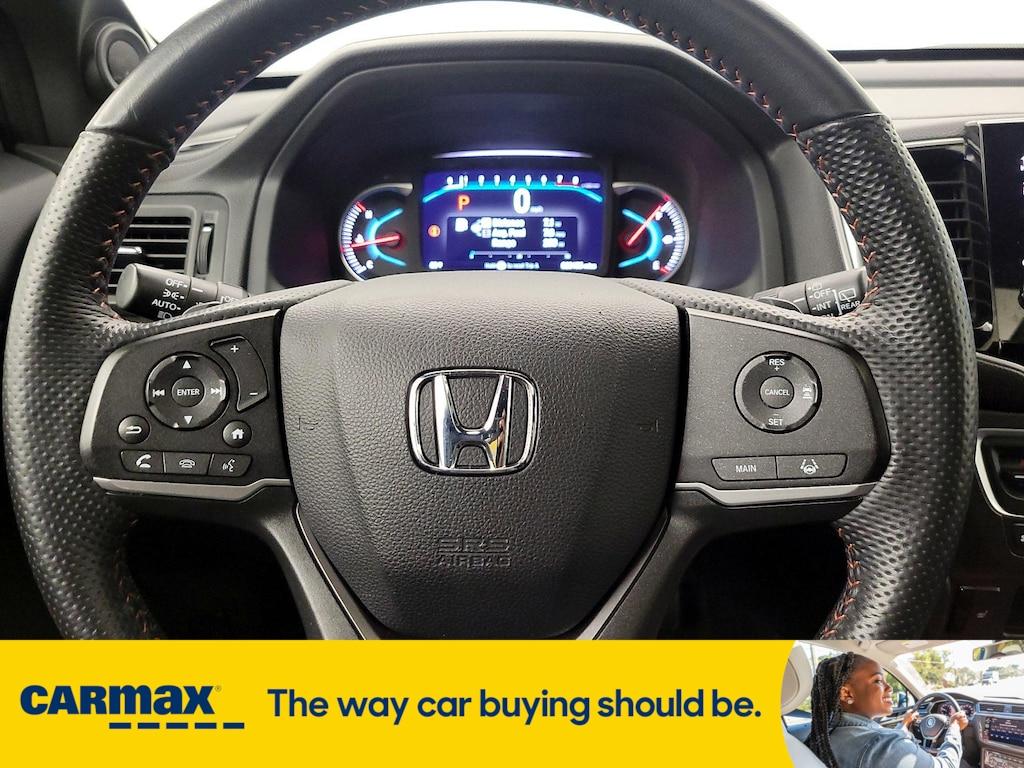 used 2022 Honda Pilot car, priced at $37,998