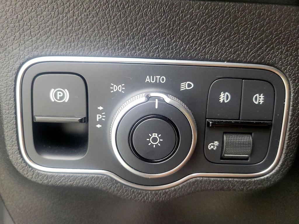 used 2022 Mercedes-Benz GLB 250 car, priced at $31,998