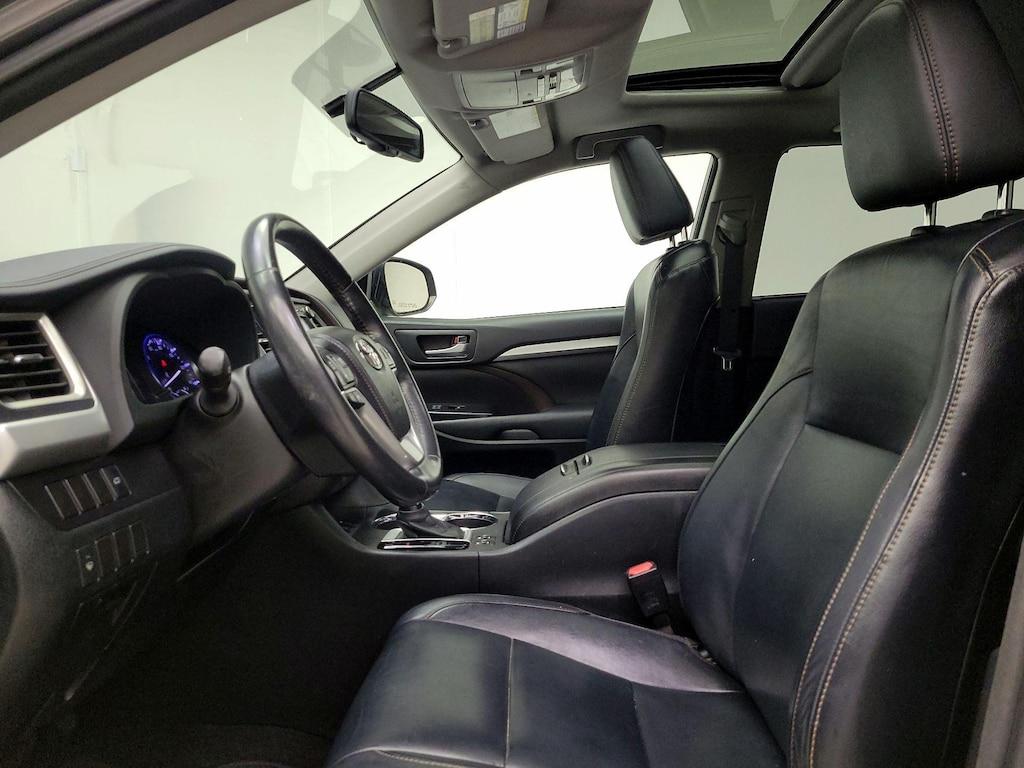 used 2014 Toyota Highlander car, priced at $18,998