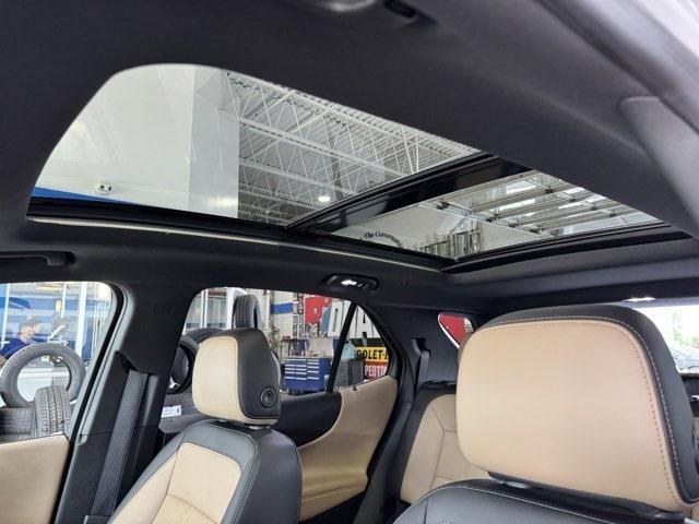 used 2022 Chevrolet Equinox car, priced at $25,500