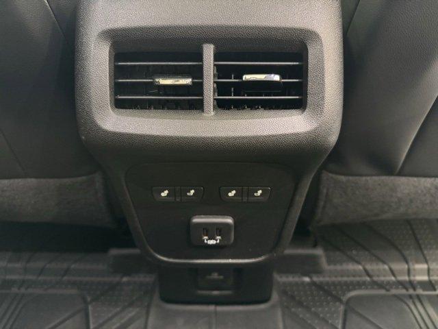 used 2022 Chevrolet Equinox car, priced at $25,500