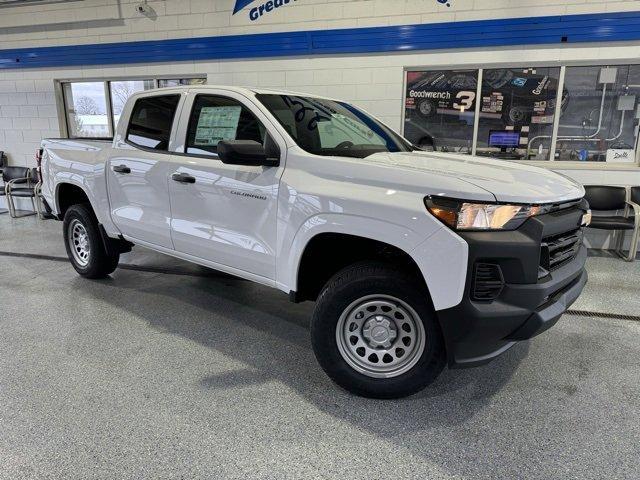 new 2024 Chevrolet Colorado car, priced at $32,595