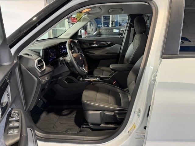used 2025 Chevrolet TrailBlazer car, priced at $23,000