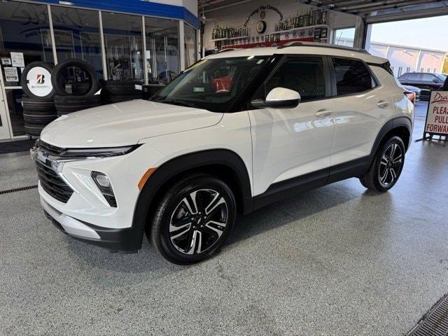 used 2025 Chevrolet TrailBlazer car, priced at $23,000