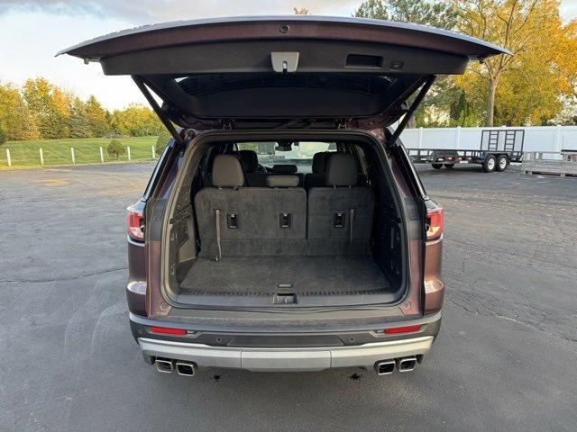 used 2025 GMC Acadia car, priced at $34,000