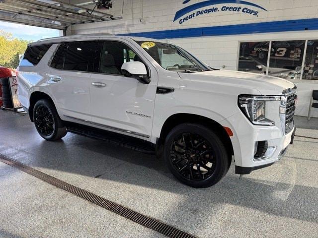 used 2023 GMC Yukon car, priced at $64,900