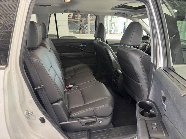 used 2021 Honda Pilot car, priced at $34,000