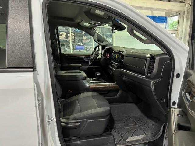 used 2022 Chevrolet Silverado 1500 car, priced at $46,000