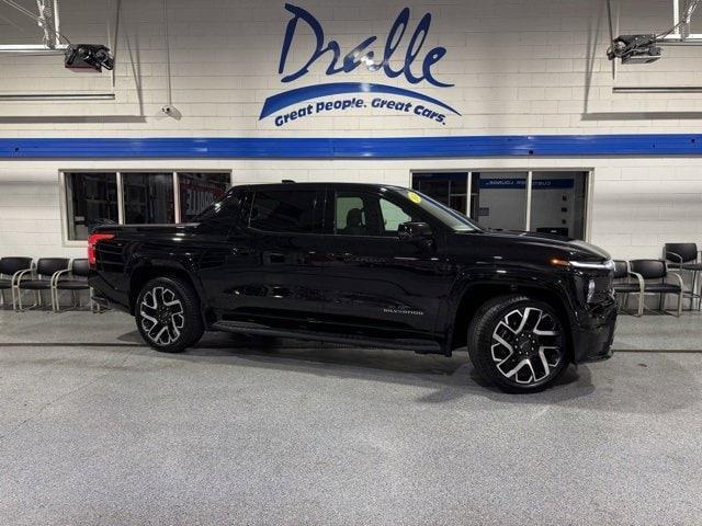 used 2024 Chevrolet Silverado EV car