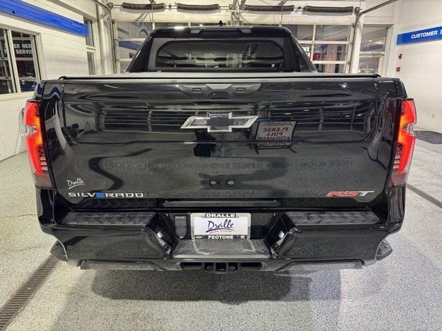 used 2024 Chevrolet Silverado EV car